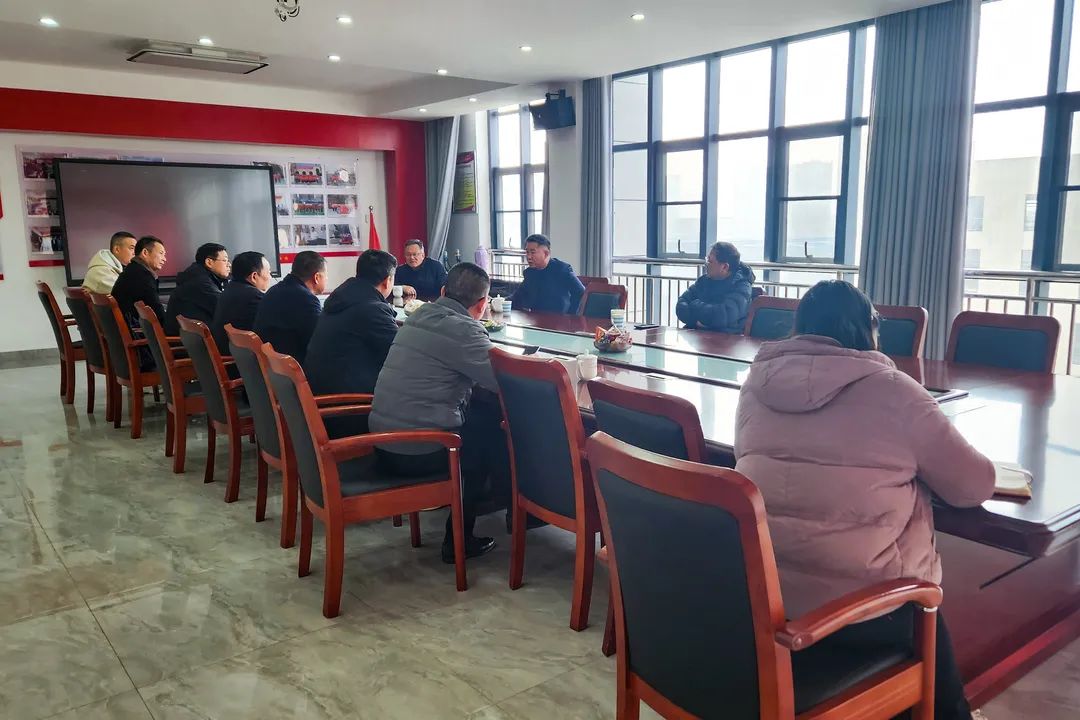 Yin Zhijun, Deputy Secretary of the Party Group and Vice Chairman of the Municipal Political Consultative Conference, and his delegation visited Kangmingna for research and investigation